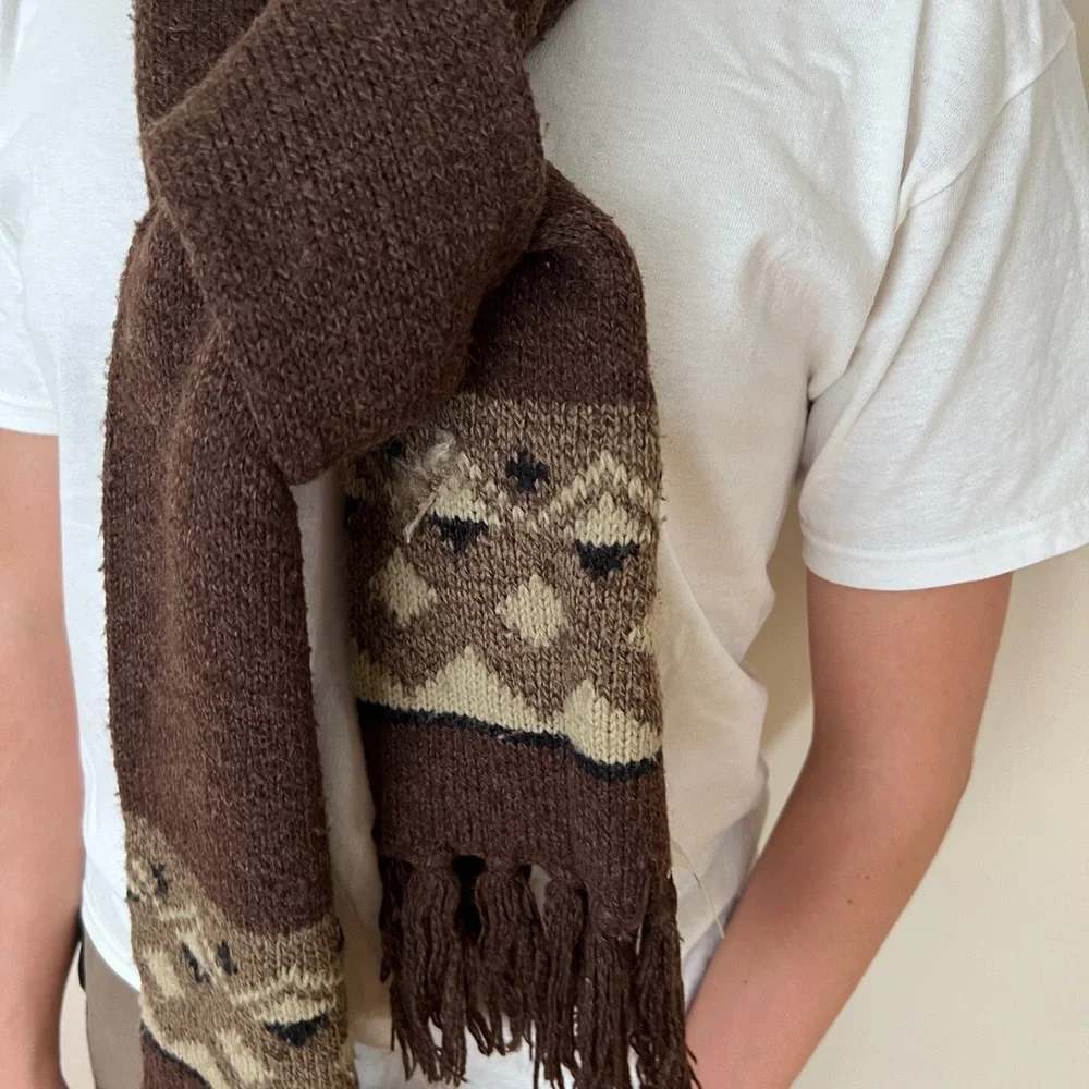 Faded Glory brown scarf for boys/men